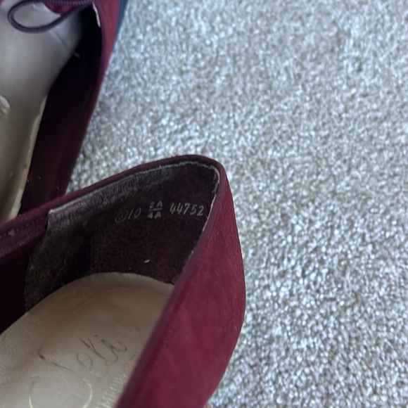 Vintage suede kitten heels maroon navy office siren pumps oxford detail - Picture 3 of 6